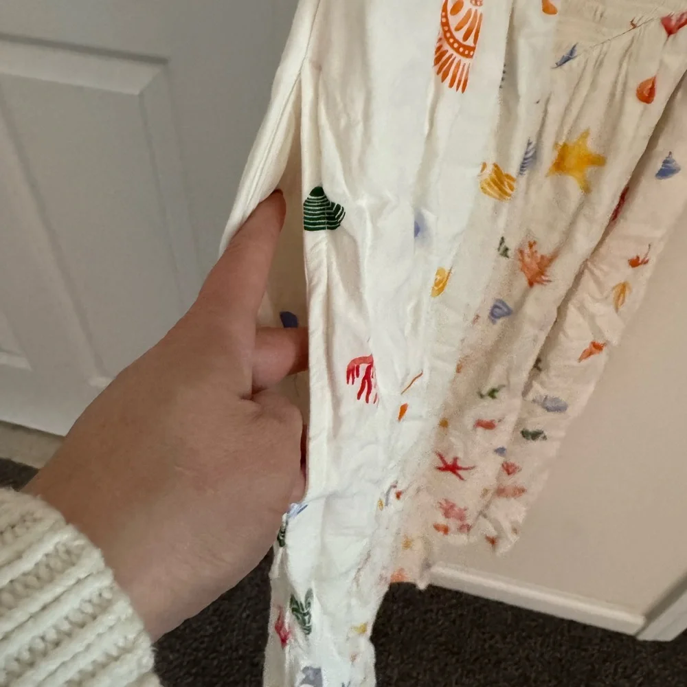 Cream shell print sundress - Picture 2 of 4